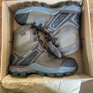 NWT IRISH SETTER BY REDWING SIZE 11 WORK BOOT